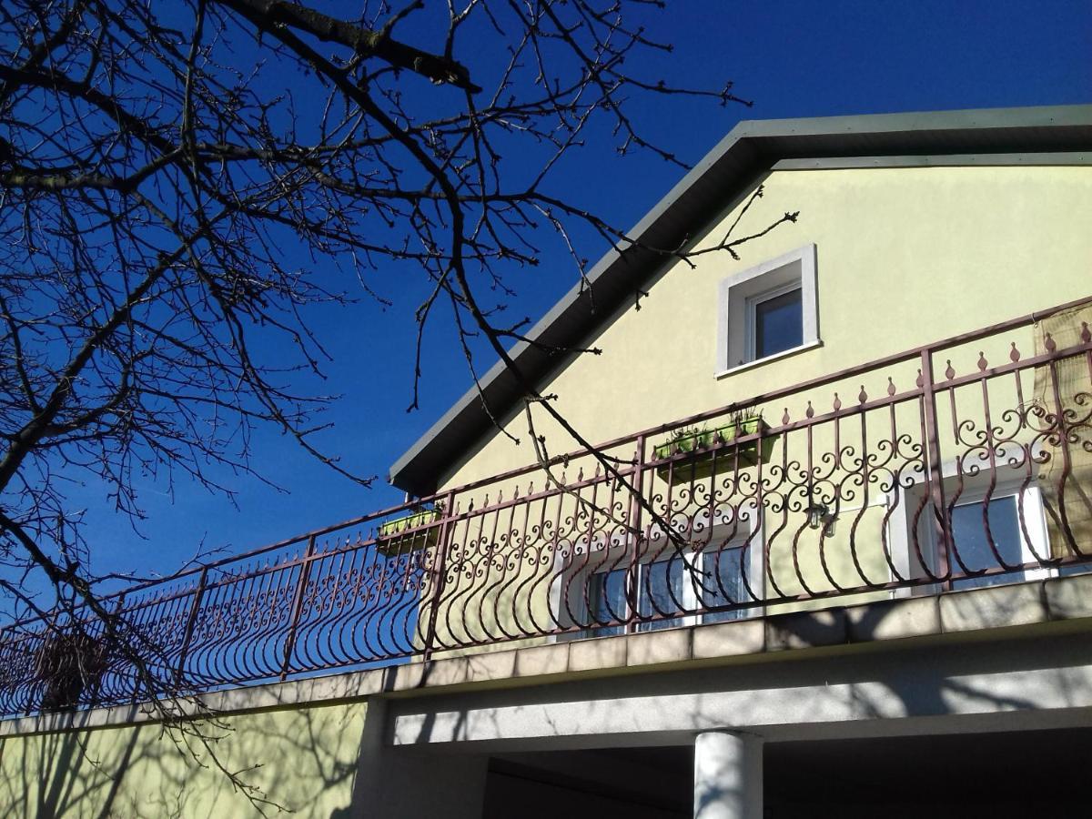 Homestay Strozowka Горлице Экстерьер фото