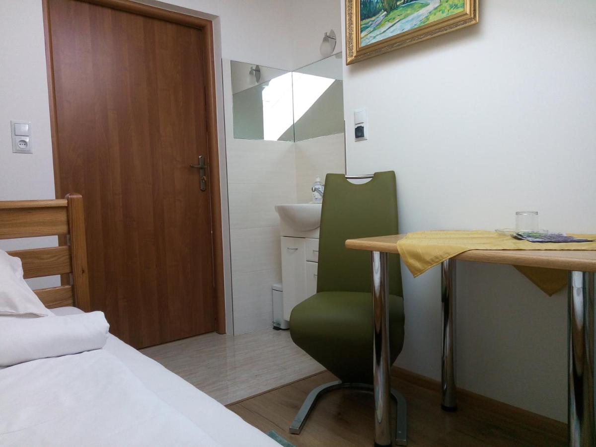Homestay Strozowka Горлице Экстерьер фото