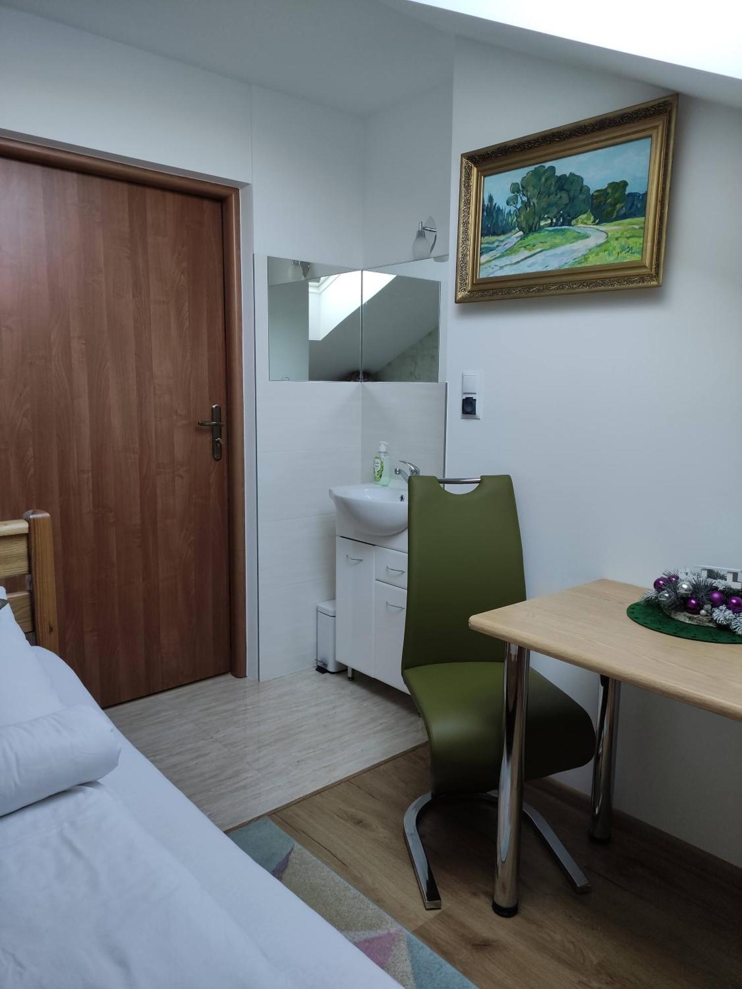 Homestay Strozowka Горлице Экстерьер фото