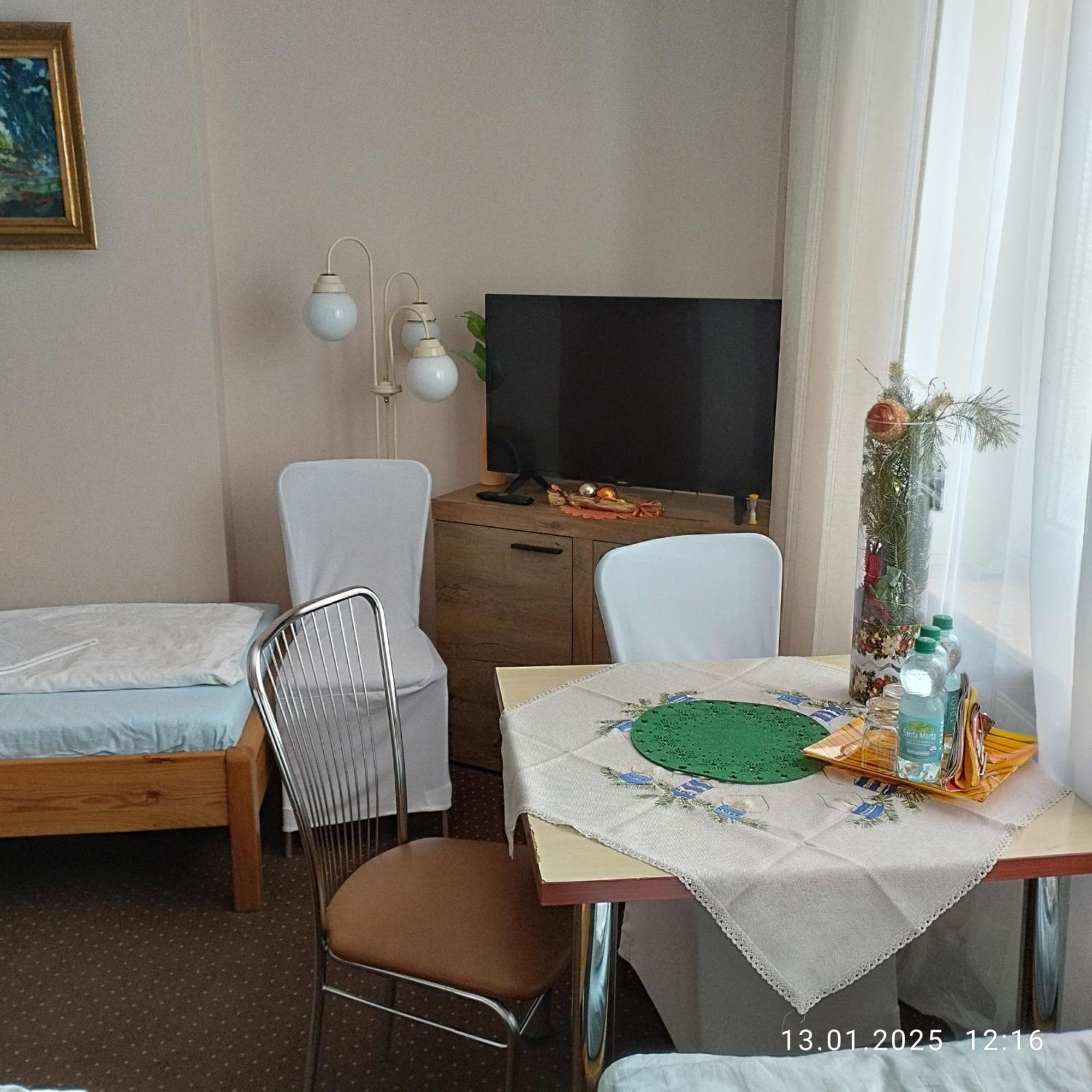 Homestay Strozowka Горлице Экстерьер фото